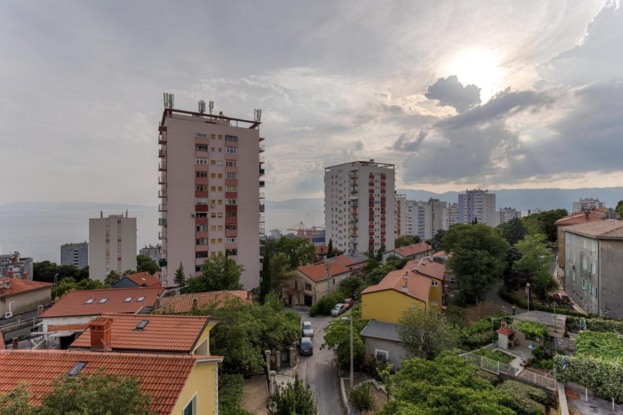 Two Bedroom Apartment Paris Rijeka Exterior photo